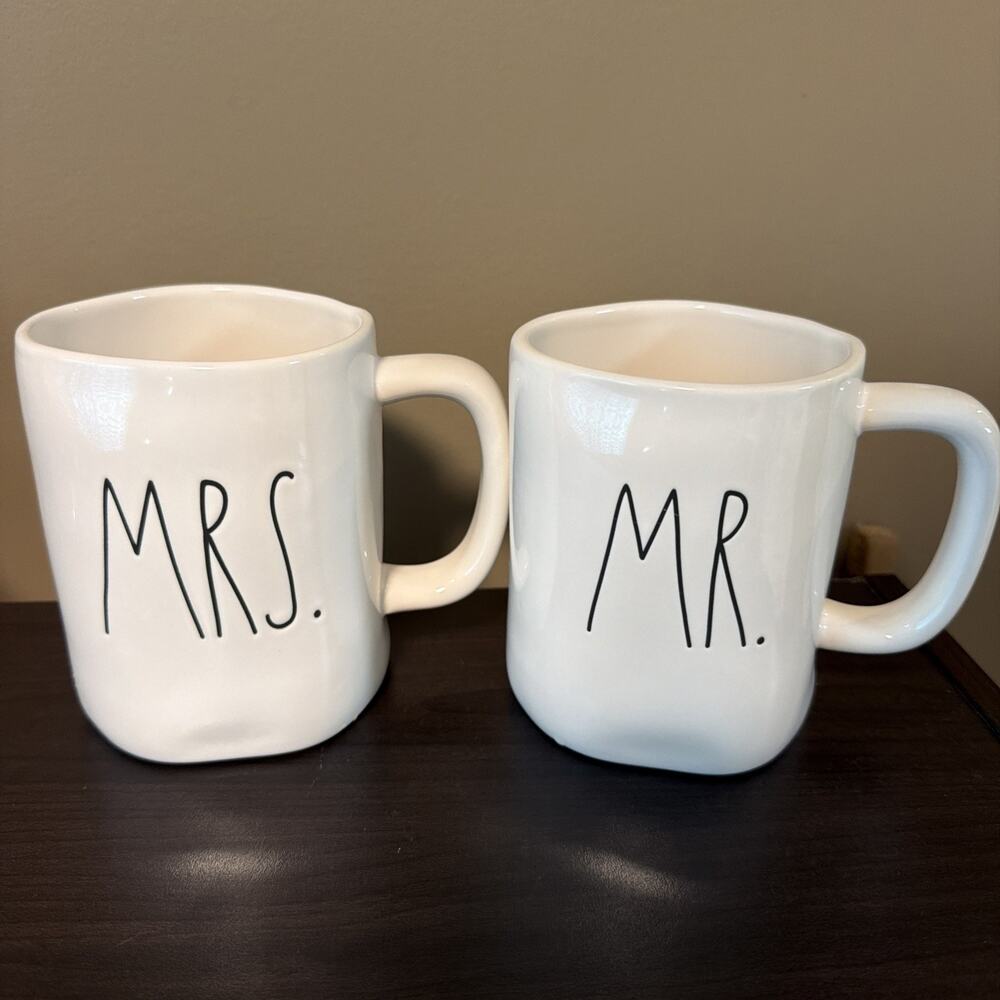Rae Dunn Artisan Collection MR. & MRS. Coffee Mugs Set of Two (No Box) NEW